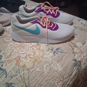 Nike Athletic Shoes White with Purple and Blue Accents